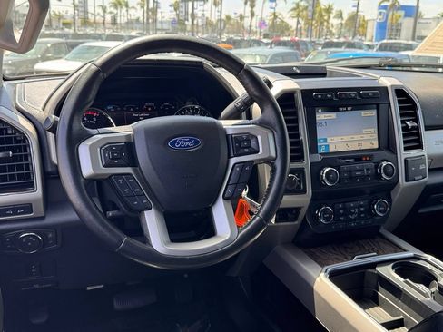 Certified 2019 Ford F250 Lariat w/ Chrome Package AWD/4WD image 28