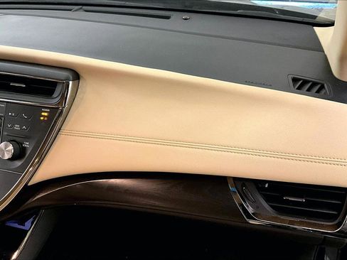 Used 2016 Toyota Avalon XLE Plus image 15