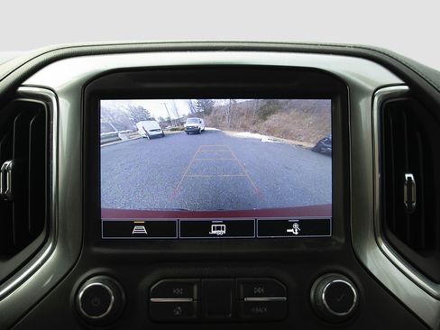 Used 2022 Chevrolet Silverado 1500 LTZ w/ LTZ Premium Package image 11