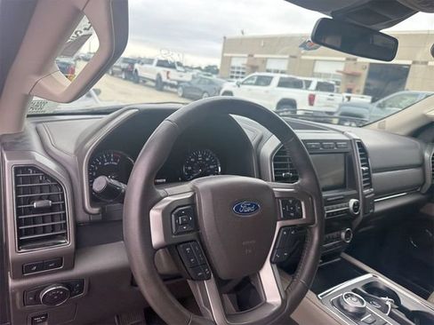 Used 2021 Ford Expedition XLT RWD image 14