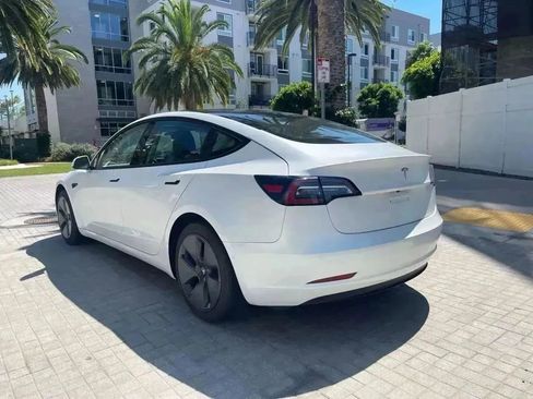 Used 2023 Tesla Model 3 Standard Range image 5