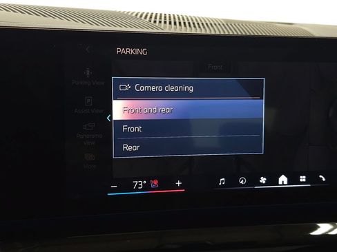 Certified 2026 BMW 550e xDrive AWD/4WD image 40