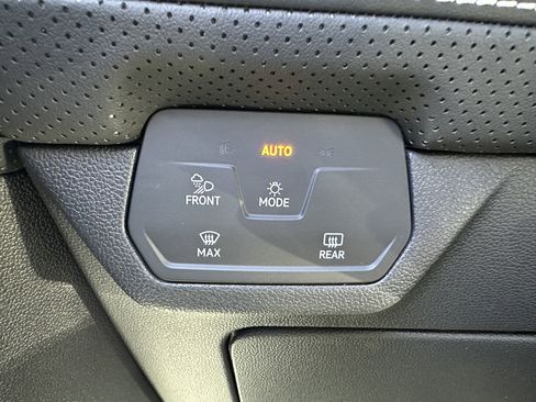 New 2026 Volkswagen Atlas SEL image 14