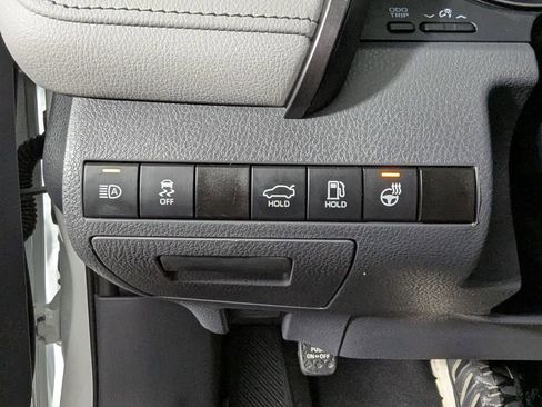 Certified 2023 Toyota Camry SE image 31