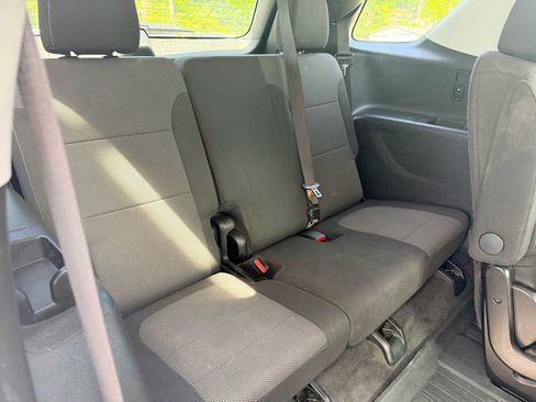 Used 2019 Chevrolet Traverse LT w/ LPO, Floor Liner Package AWD/4WD image 15