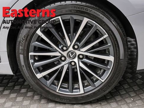 Used 2022 Lexus ES 350 w/ Premium Package FWD image 8