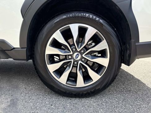 Used 2024 Subaru Outback Limited AWD/4WD image 10