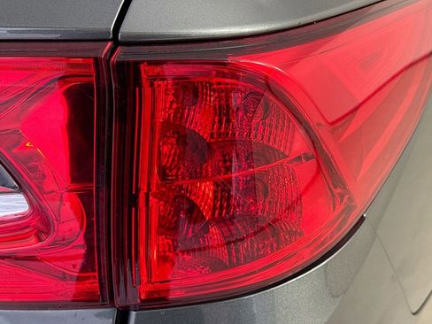 Used 2019 Honda Odyssey EX-L image 33