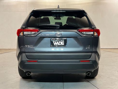Used 2025 Toyota RAV4 LE AWD/4WD image 4