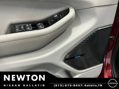 Used 2022 Jeep Grand Cherokee L Overland w/ Advanced Protech Group III AWD/4WD image 54