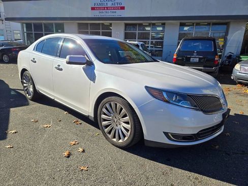 Used 2014 Lincoln MKS AWD w/ Equipment Group 101A image 3