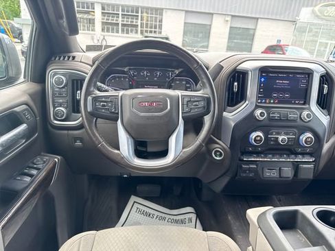 Used 2019 GMC Sierra 1500 SLE w/ SLE Value Package AWD/4WD image 14