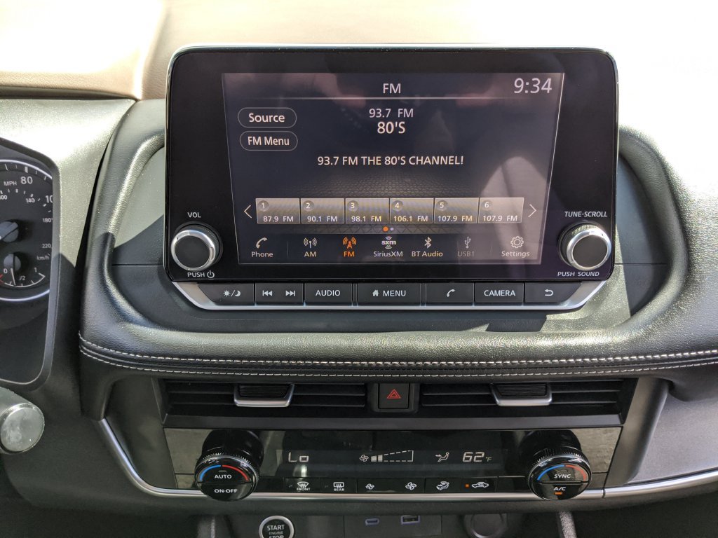 Used 2023 Nissan Rogue SV AWD/4WD image 8