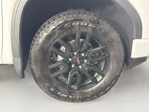 Used 2025 GMC Sierra 1500 Elevation AWD/4WD image 36
