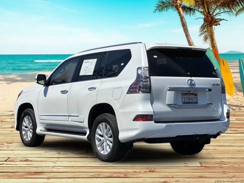 Used 2016 Lexus GX 460 w/ Premium Package AWD/4WD image 4