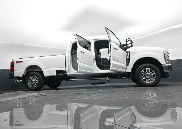Used 2024 Ford F250 Lariat w/ Lariat Ultimate Package AWD/4WD image 78