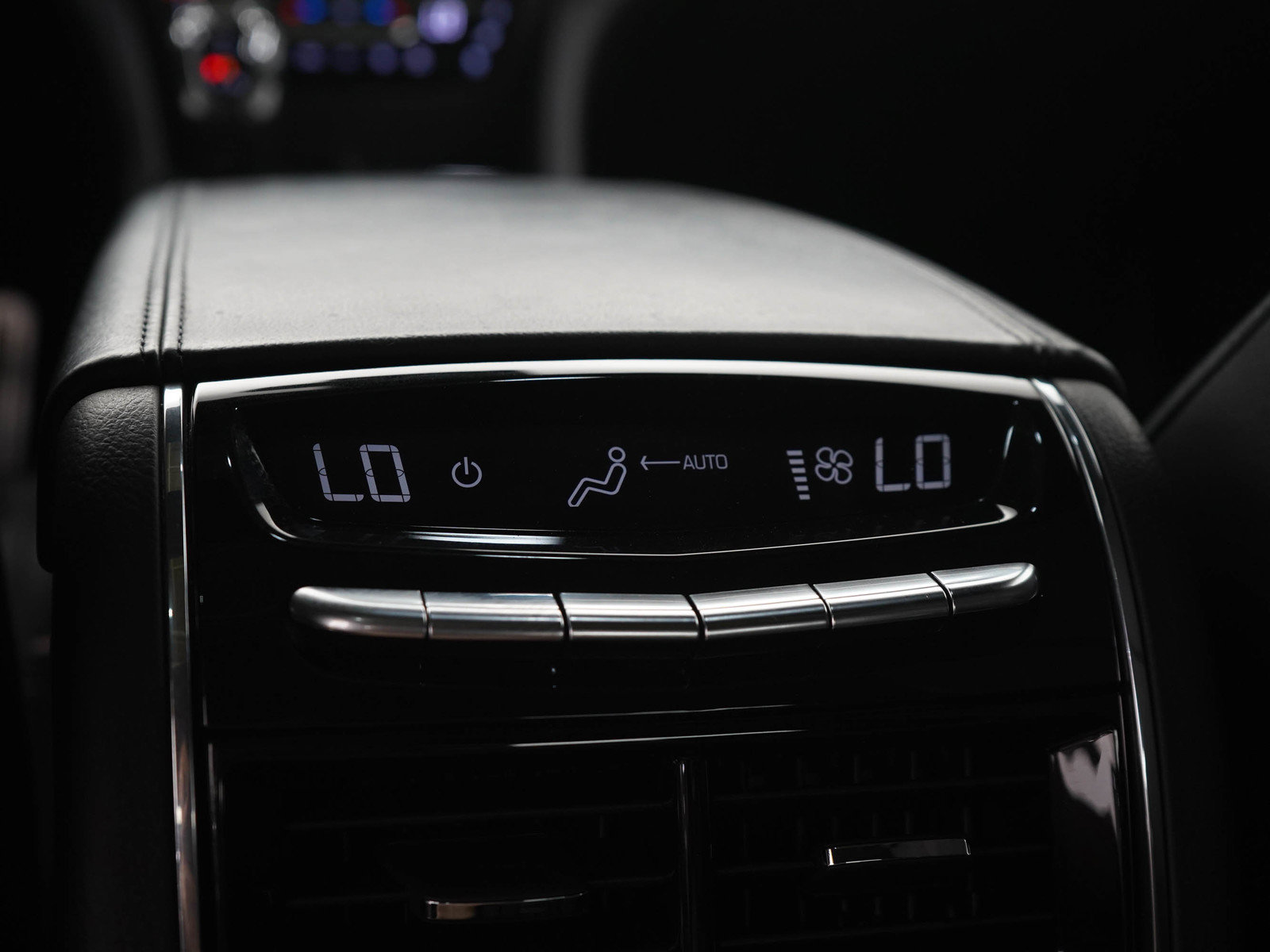 Used 2019 Cadillac CT6 V w/ Driver Assist Package AWD/4WD image 16