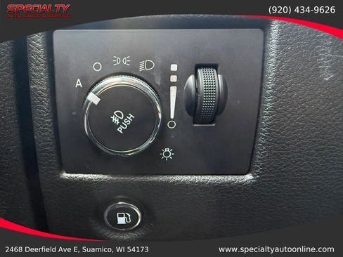 Used 2014 Jeep Grand Cherokee Altitude image 32