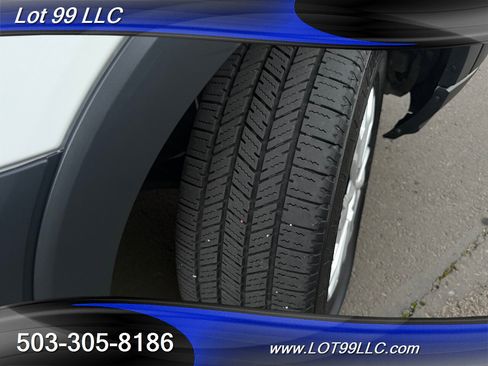 Used 2018 Ford Transit 150 XL image 54