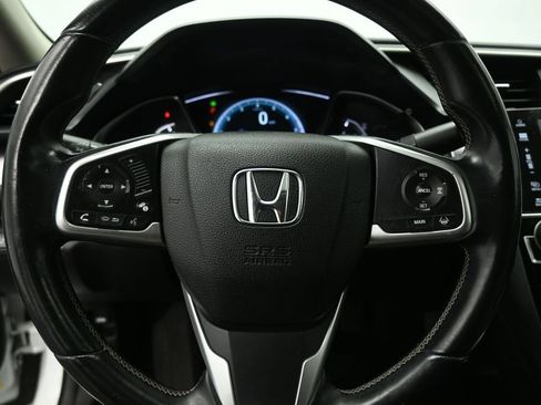 Used 2016 Honda Civic Touring image 11