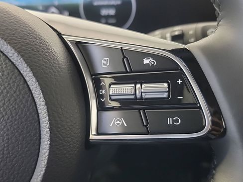 Certified 2024 Kia Seltos EX AWD/4WD image 25