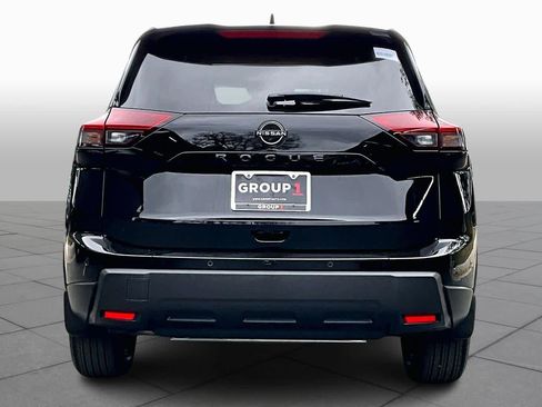 New 2026 Nissan Rogue Dark Armor image 4