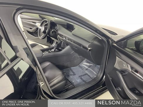 Used 2020 MAZDA MAZDA3 AWD Sedan w/ Premium Package image 15