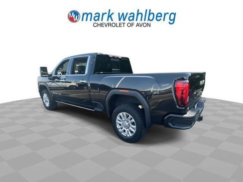 Certified 2022 GMC Sierra 2500 Denali w/ Denali Ultimate Package AWD/4WD image 6