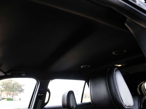 Used 2018 Ford Explorer XLT w/ Equipment Group 202A image 30