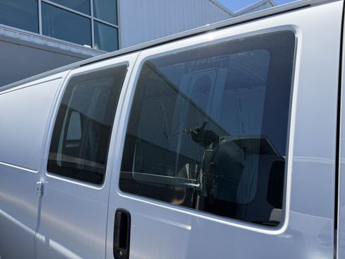 New 2026 Chevrolet Express 3500 Extended RWD image 23