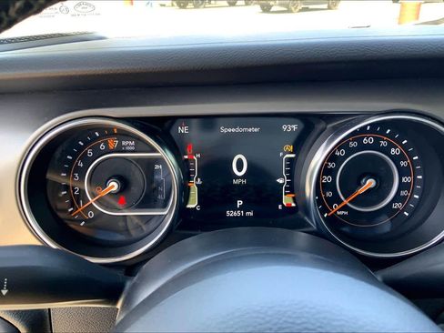 Used 2022 Jeep Gladiator Sport AWD/4WD image 26