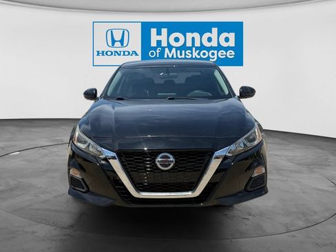 Used 2020 Nissan Altima 2.5 S FWD image 3
