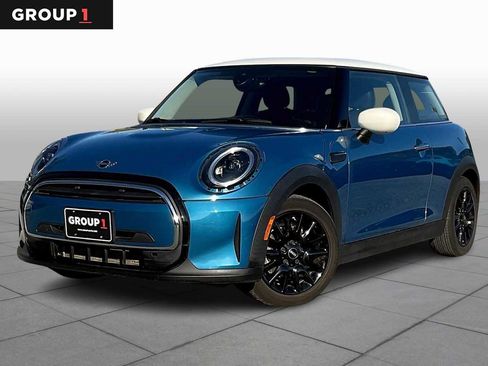 Used 2023 MINI Cooper 2-Door Hardtop image 1