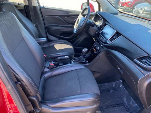 Used 2018 Buick Encore Preferred image 17