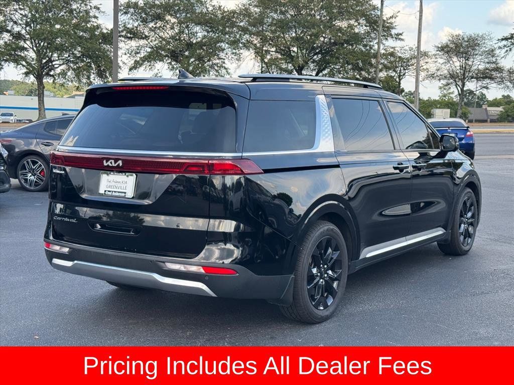 Used 2022 Kia Carnival SX FWD image 3