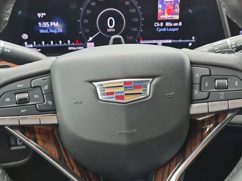Used 2023 Cadillac Escalade Premium Luxury w/ LPO, Radiant Package AWD/4WD image 17