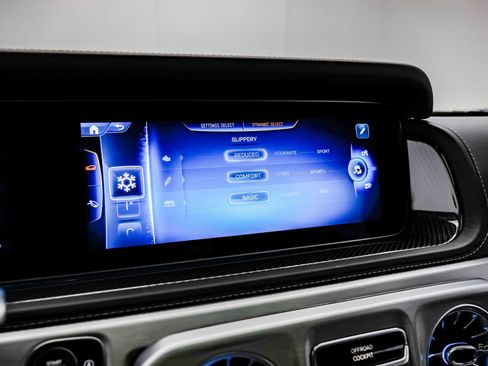 Used 2026 Mercedes-Benz G 63 AMG 4MATIC image 75