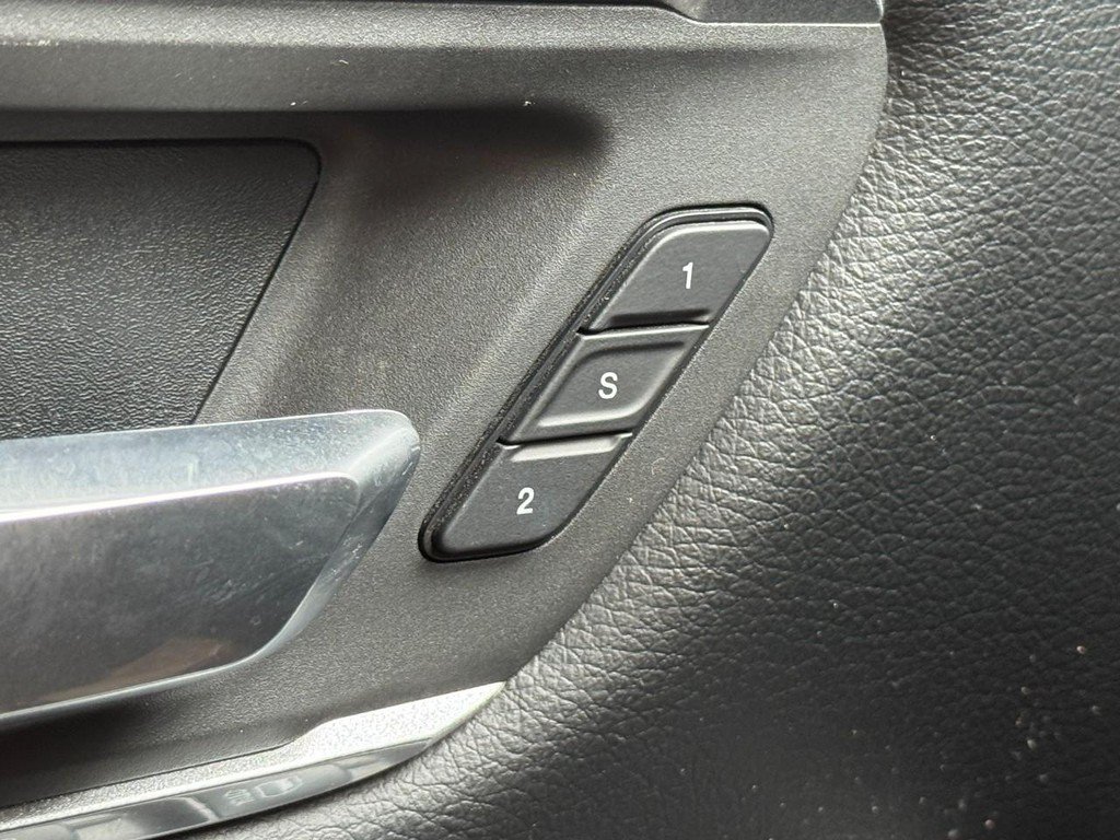 Used 2020 RAM 1500 Laramie AWD/4WD image 19