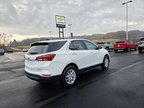 Used 2023 Chevrolet Equinox LT image 4