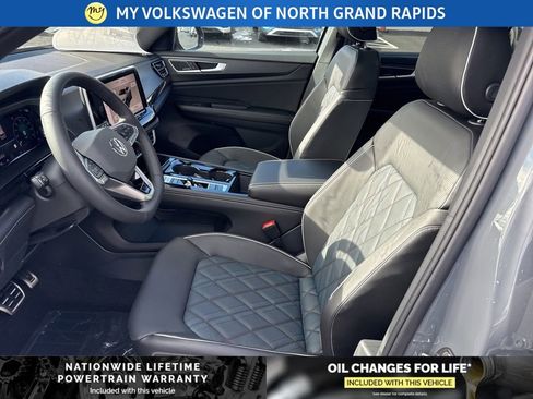 New 2026 Volkswagen Atlas Cross Sport SEL Premium R-Line AWD/4WD image 21