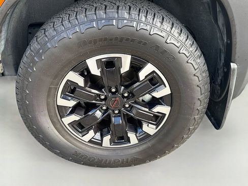 Used 2024 Nissan Frontier PRO-4X w/ Technology Package image 28