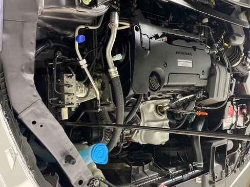 Used 2016 Honda Accord EX-L image 35