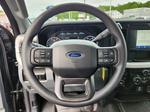 New 2026 Ford F250 XLT w/ FX4 Off-Road Package AWD/4WD image 28