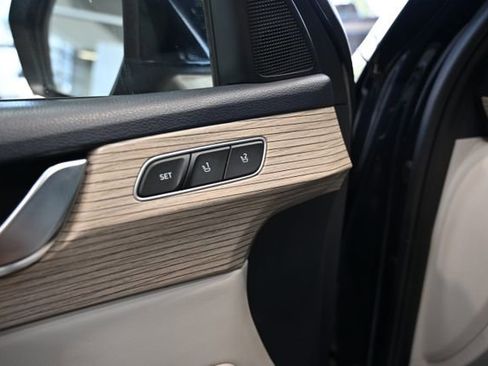 Used 2021 Hyundai Palisade Limited AWD/4WD image 31