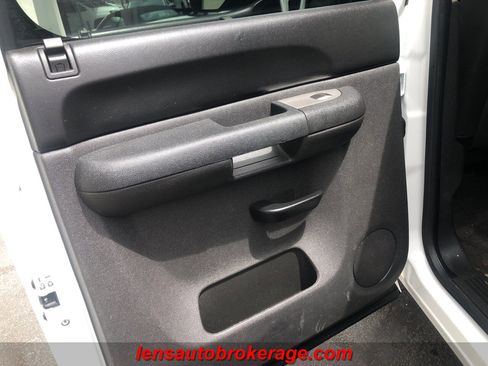 Used 2013 Chevrolet Silverado 1500 LT image 14