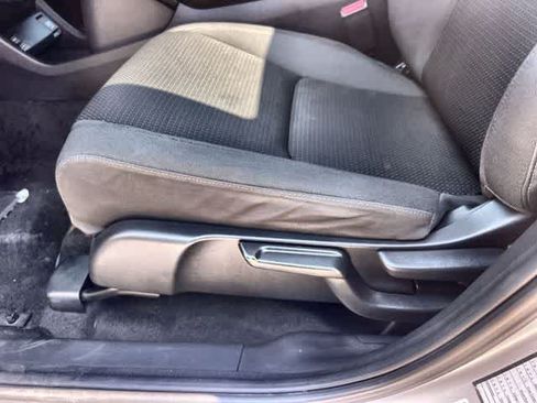Used 2022 Honda HR-V EX image 31