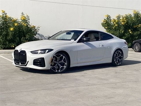 Certified 2025 BMW M440i Coupe w/ Premium Package image 2