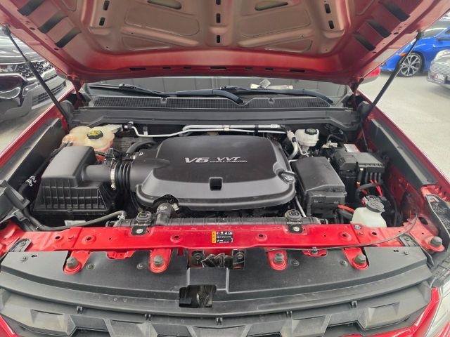 Used 2021 Chevrolet Colorado W/T w/ Custom Special Edition AWD/4WD image 37