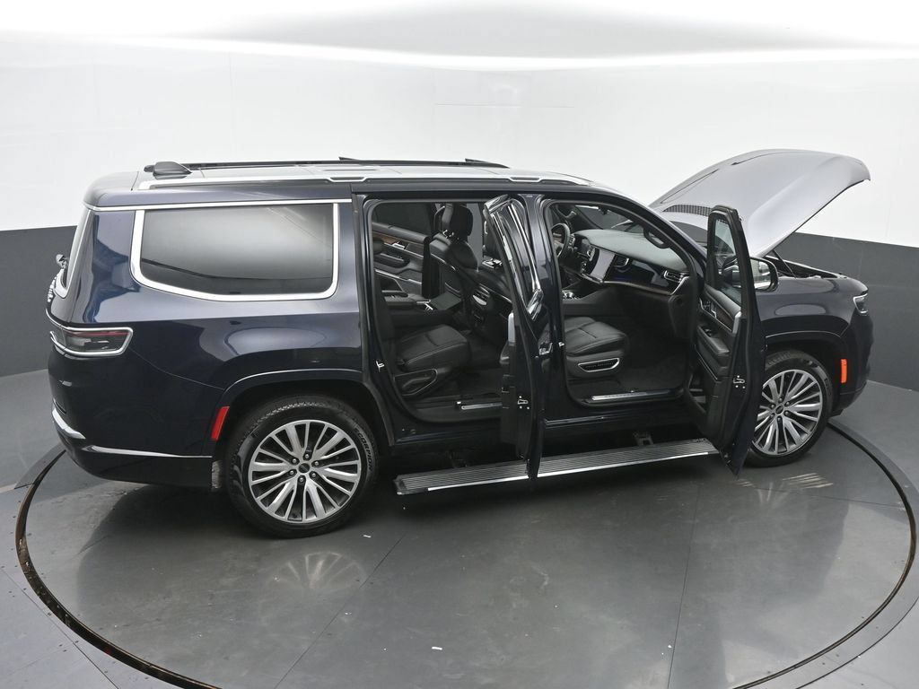 Used 2025 Jeep Grand Wagoneer 4WD image 68