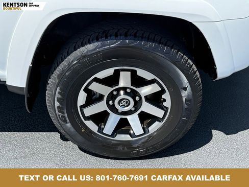 Used 2024 Toyota 4Runner TRD Off-Road AWD/4WD image 15